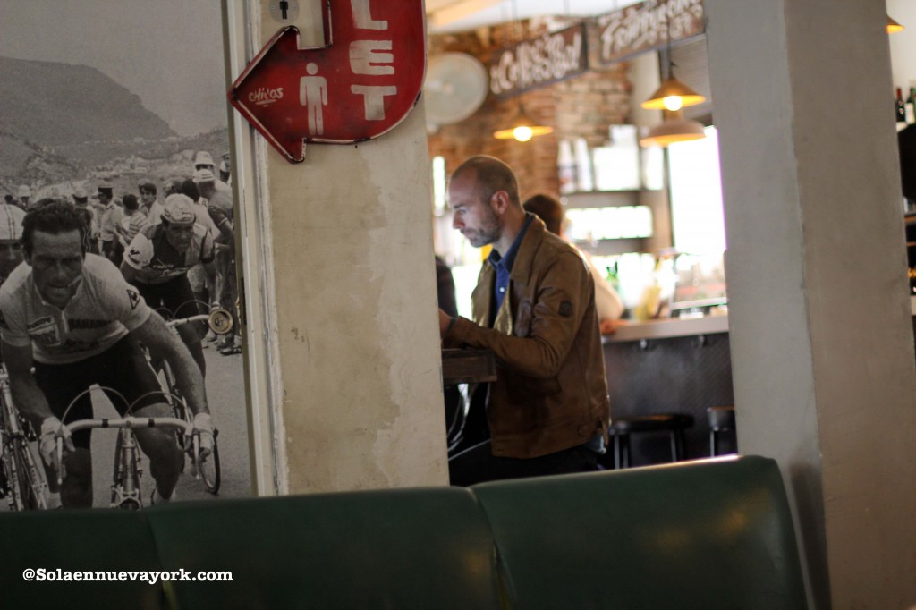 La Bicicleta Café